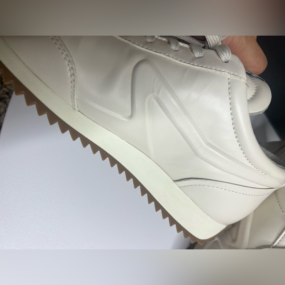 Rag & Bone Retro Runner in Birch - Picture 9 of 12